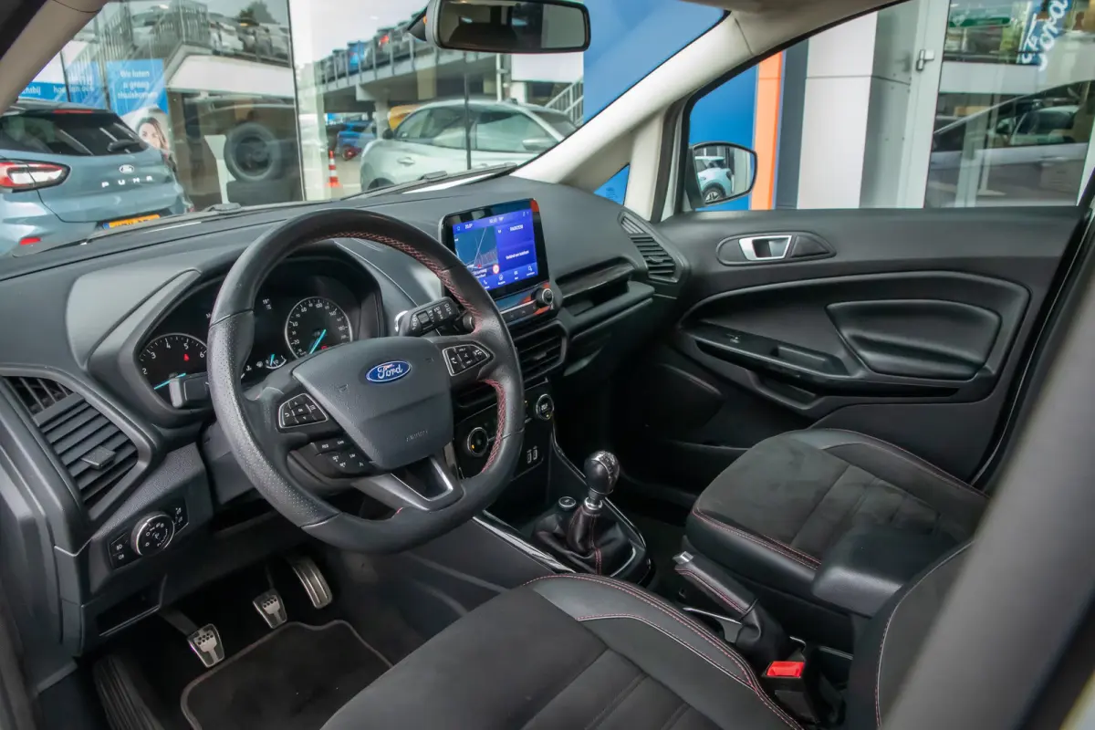 1.0 EcoBoost ST-Line Black | Cruise Control | Airco Automatisch Apple Carplay/Android Auto | | Apple Carplay/Android Auto|telefoonintegratie premium | Cruise control | Parkeersensor achter