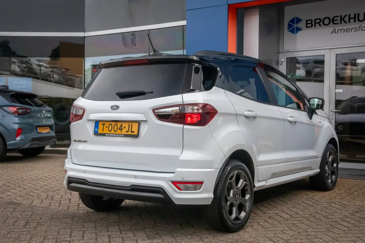 1.0 EcoBoost ST-Line Black | Cruise Control | Airco Automatisch Apple Carplay/Android Auto | | Apple Carplay/Android Auto|telefoonintegratie premium | Cruise control | Parkeersensor achter