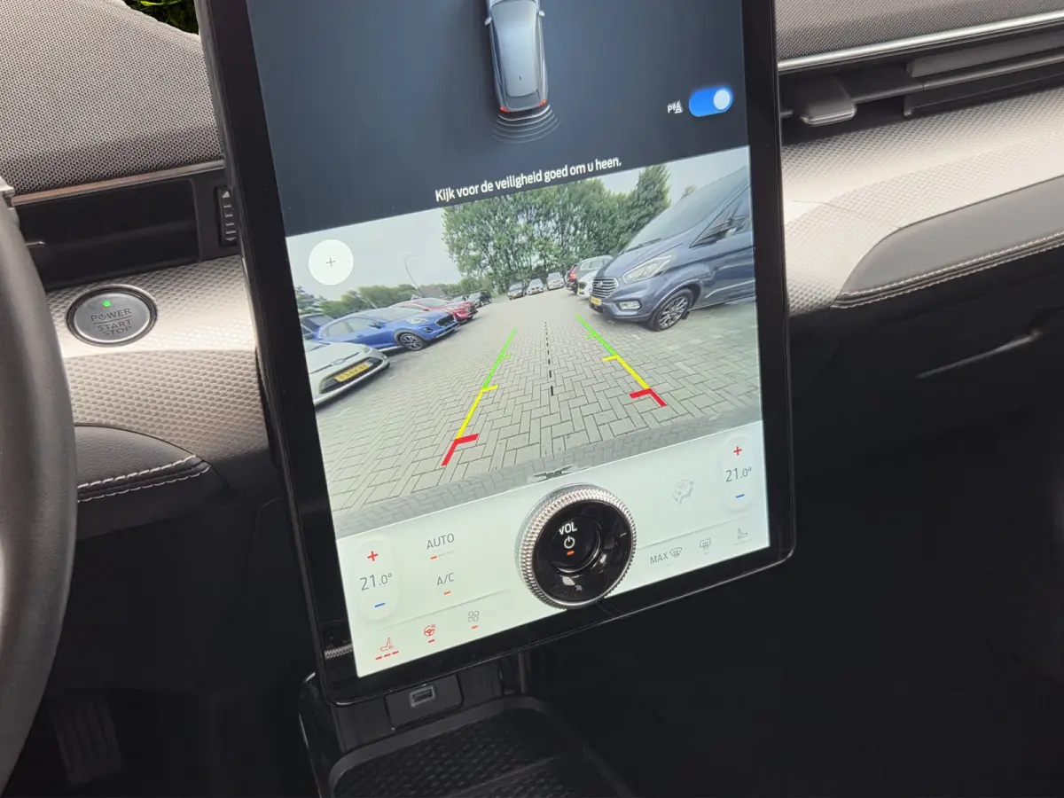 Ext. Range 98kWh | Draadloos Apple Carplay | Adapt. Cruise | BLIS | LED | Leer | 18''