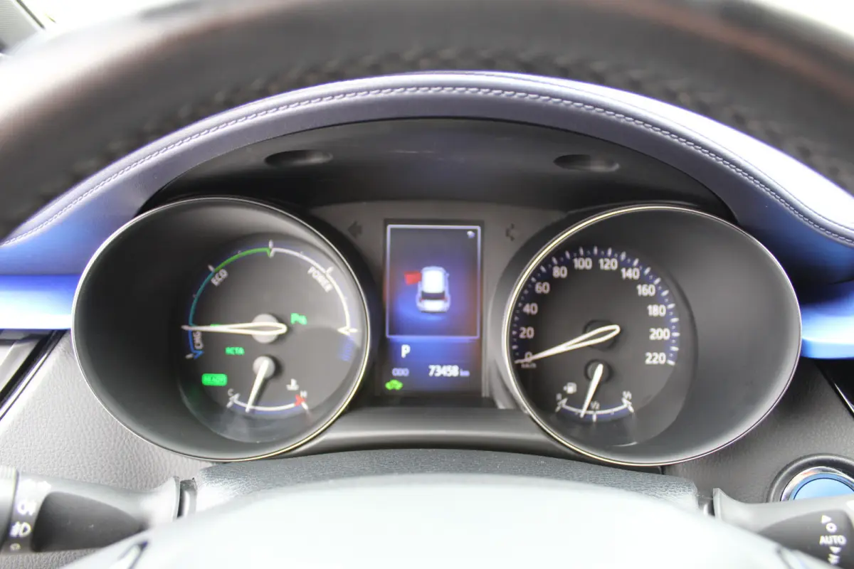 1.8 Hybrid Bi-Tone Plus | Dealer onderhouden