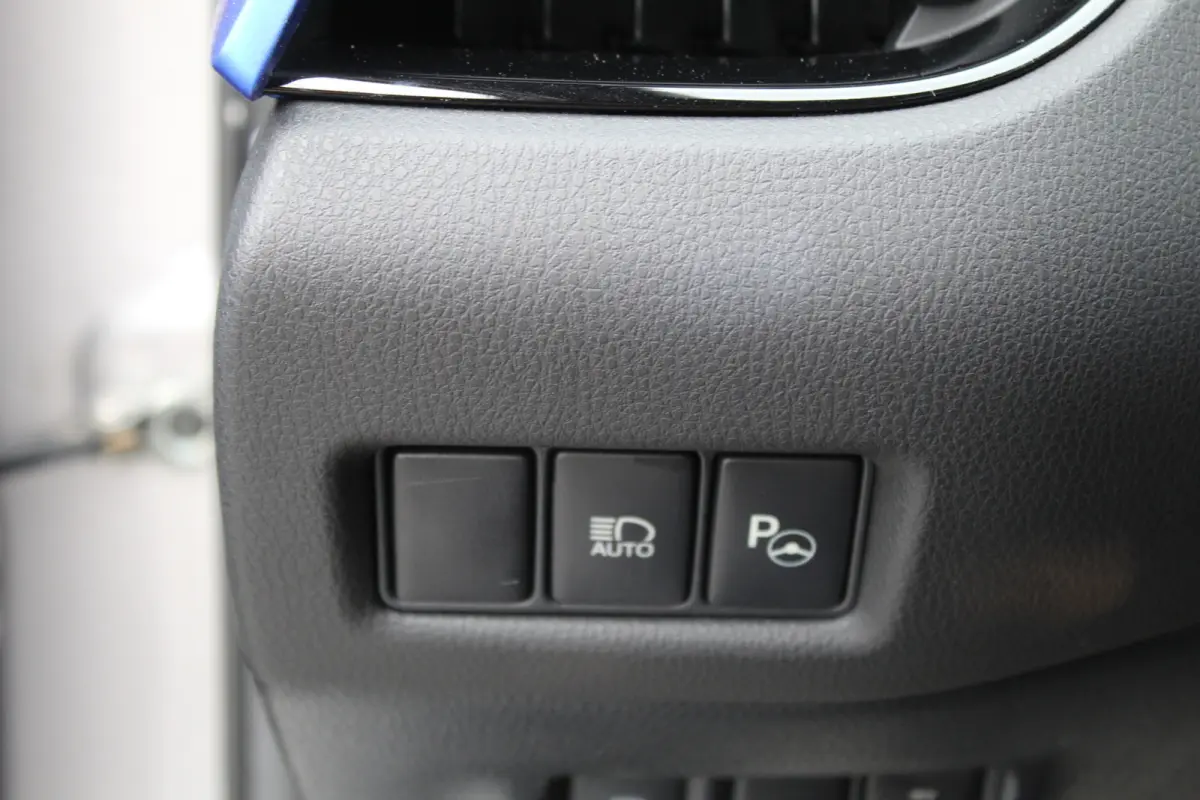 1.8 Hybrid Bi-Tone Plus | Dealer onderhouden