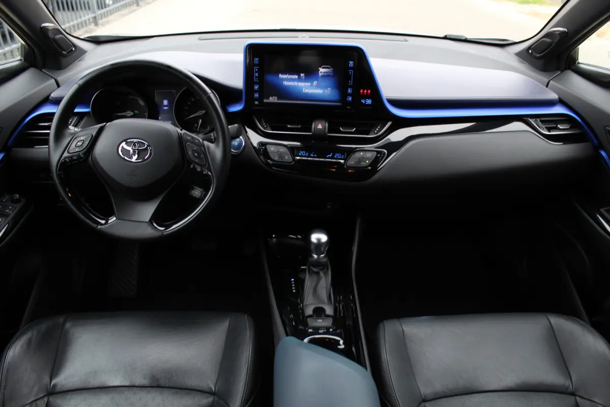 1.8 Hybrid Bi-Tone Plus | Dealer onderhouden