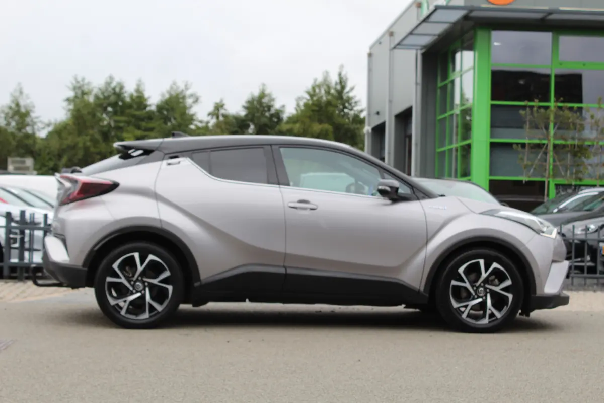 1.8 Hybrid Bi-Tone Plus | Dealer onderhouden