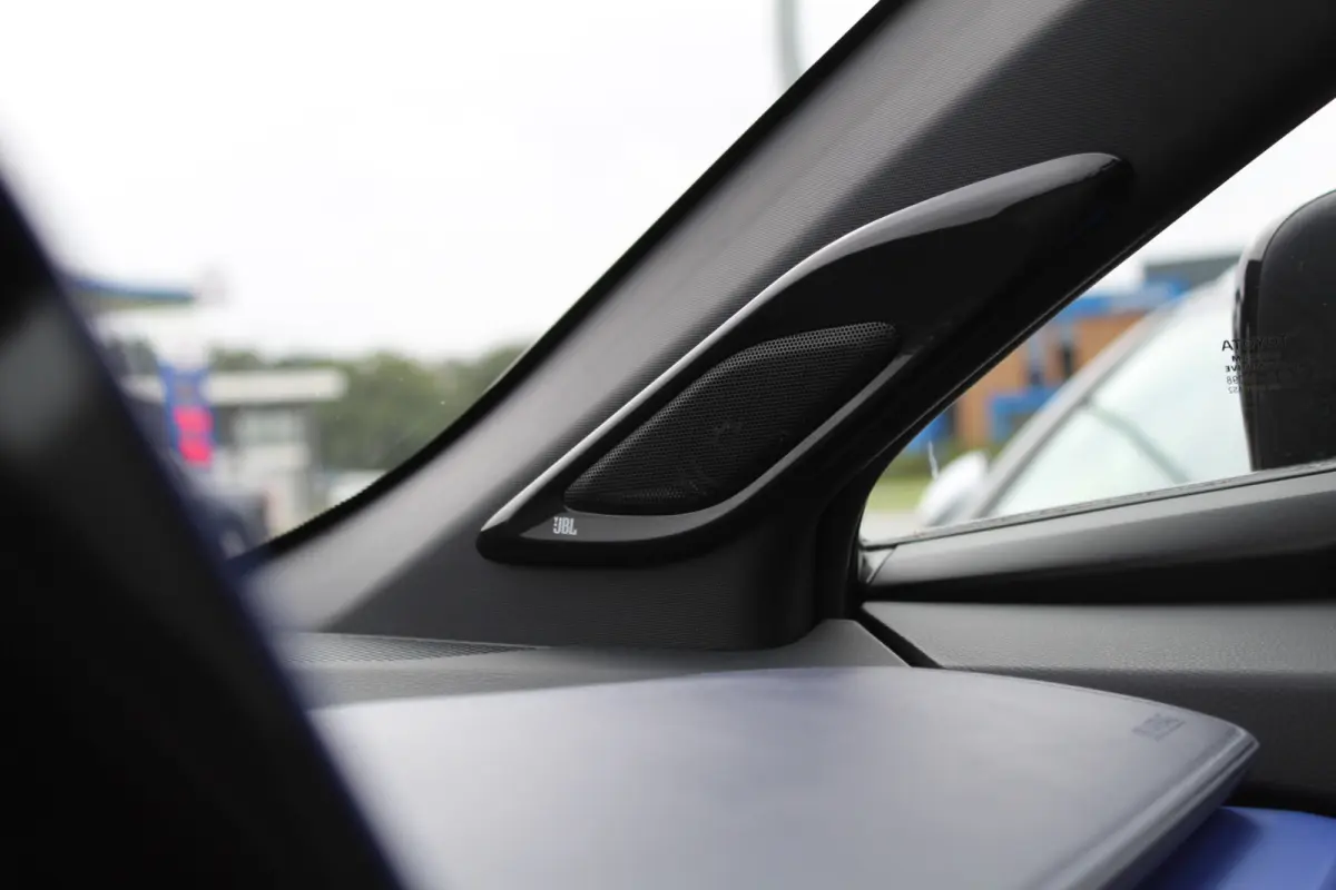 1.8 Hybrid Bi-Tone Plus | Dealer onderhouden