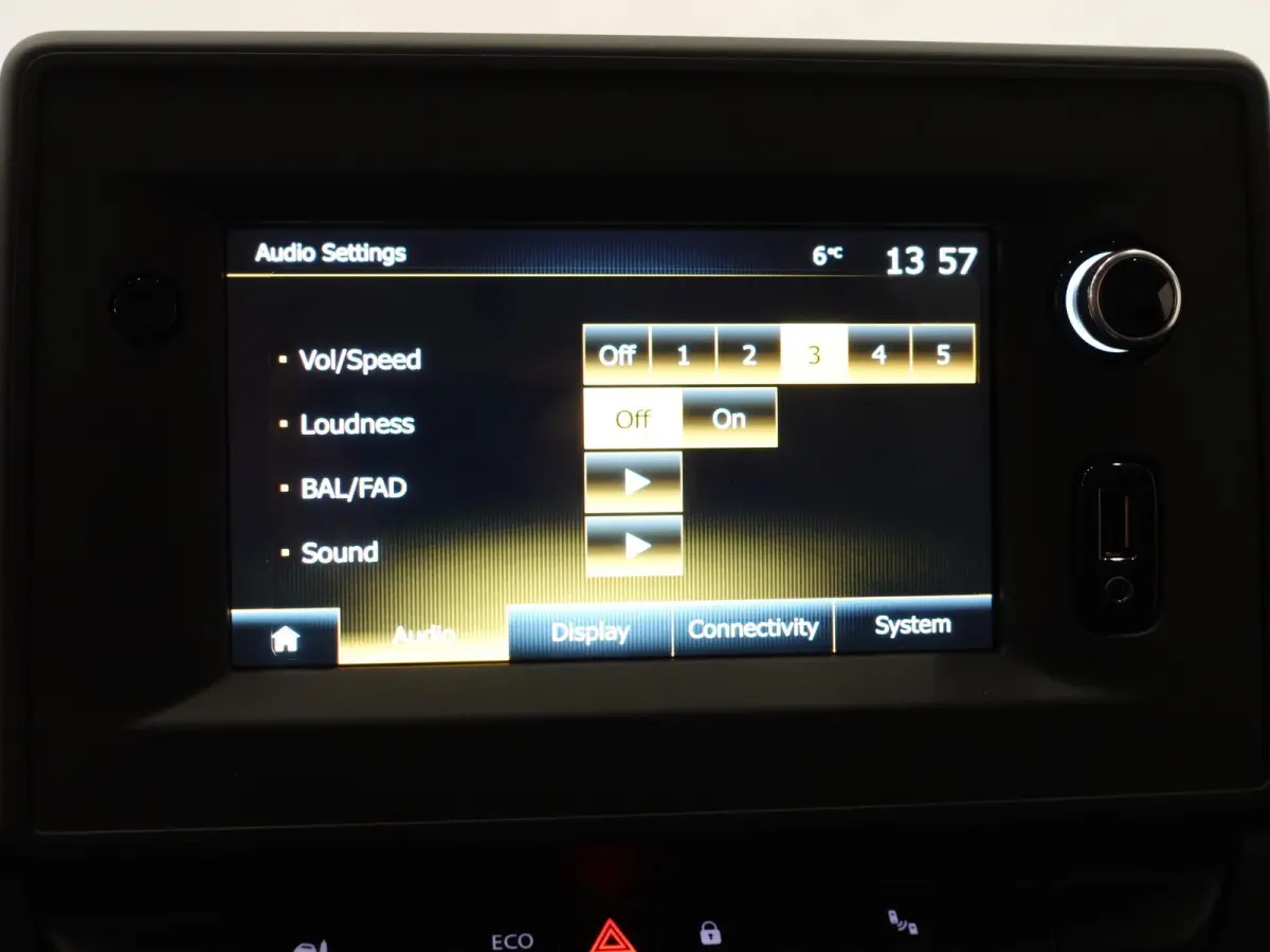 T33 2.3 dCi 135 L2H2 BPM VRIJ ! Trekhaak Navigatie Apple CarPlay Android Auto Parkeerhulp Cruise Control Airco