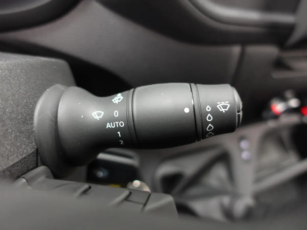 T33 2.3 dCi 135 L2H2 BPM VRIJ ! Trekhaak Navigatie Apple CarPlay Android Auto Parkeerhulp Cruise Control Airco
