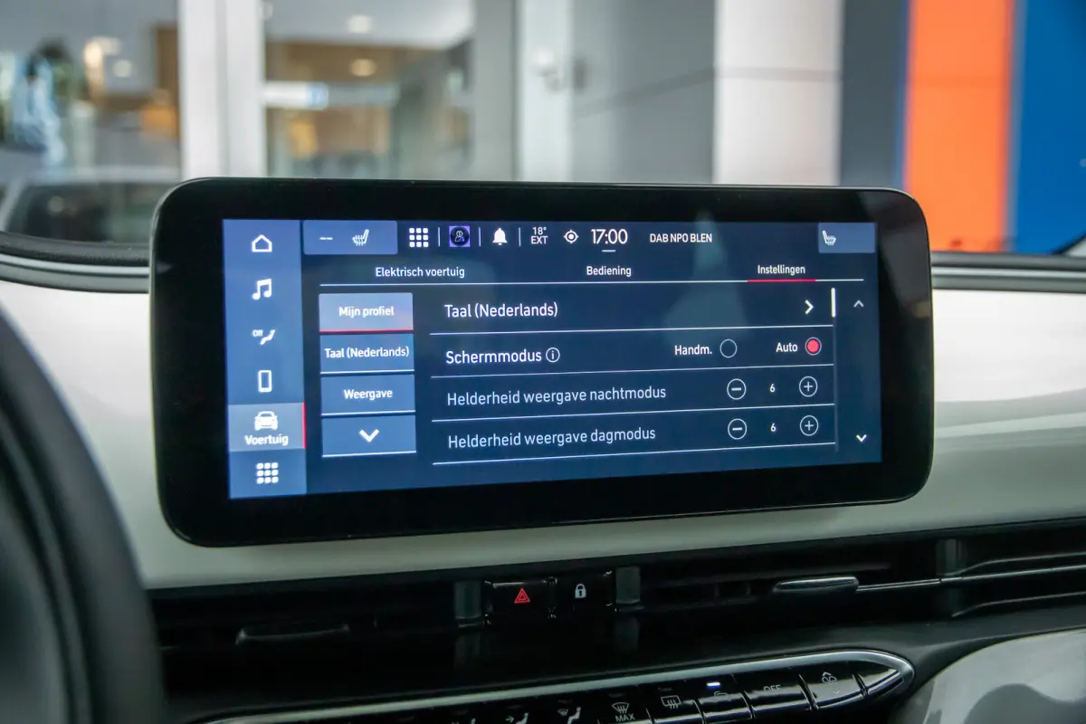 Icon 42 kWh | Achteruitrijcamera | Cruise Control | Keyless start | Parkeersensoren Voor/Achter | Stoelverwarming | Apple Carplay/Android Auto | Achteruitrijcamera | Apple Carplay/Android Au