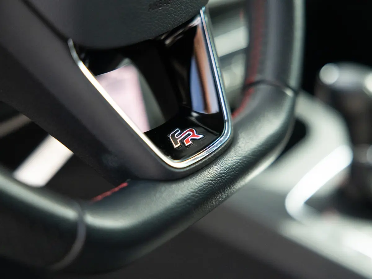 1.0 TSI FR |NL-Auto|Full LED|Carplay|Camera