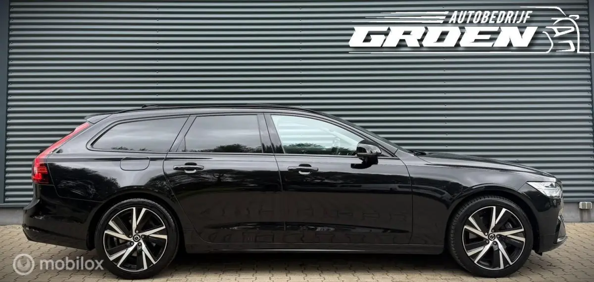 2.0 T8 Plug-in hybrid AWD Ultimate Dark PANO|ACC|