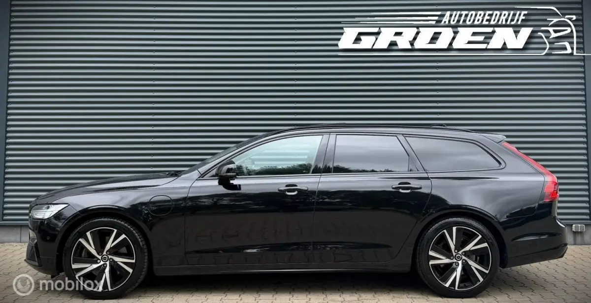 2.0 T8 Plug-in hybrid AWD Ultimate Dark PANO|ACC|