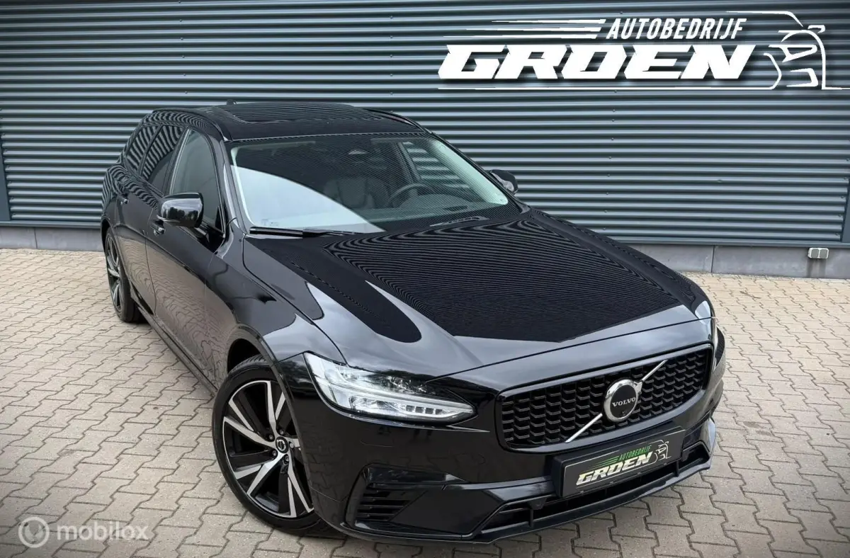 2.0 T8 Plug-in hybrid AWD Ultimate Dark PANO|ACC|