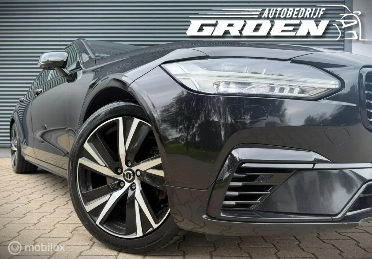 2.0 T8 Plug-in hybrid AWD Ultimate Dark PANO|ACC|