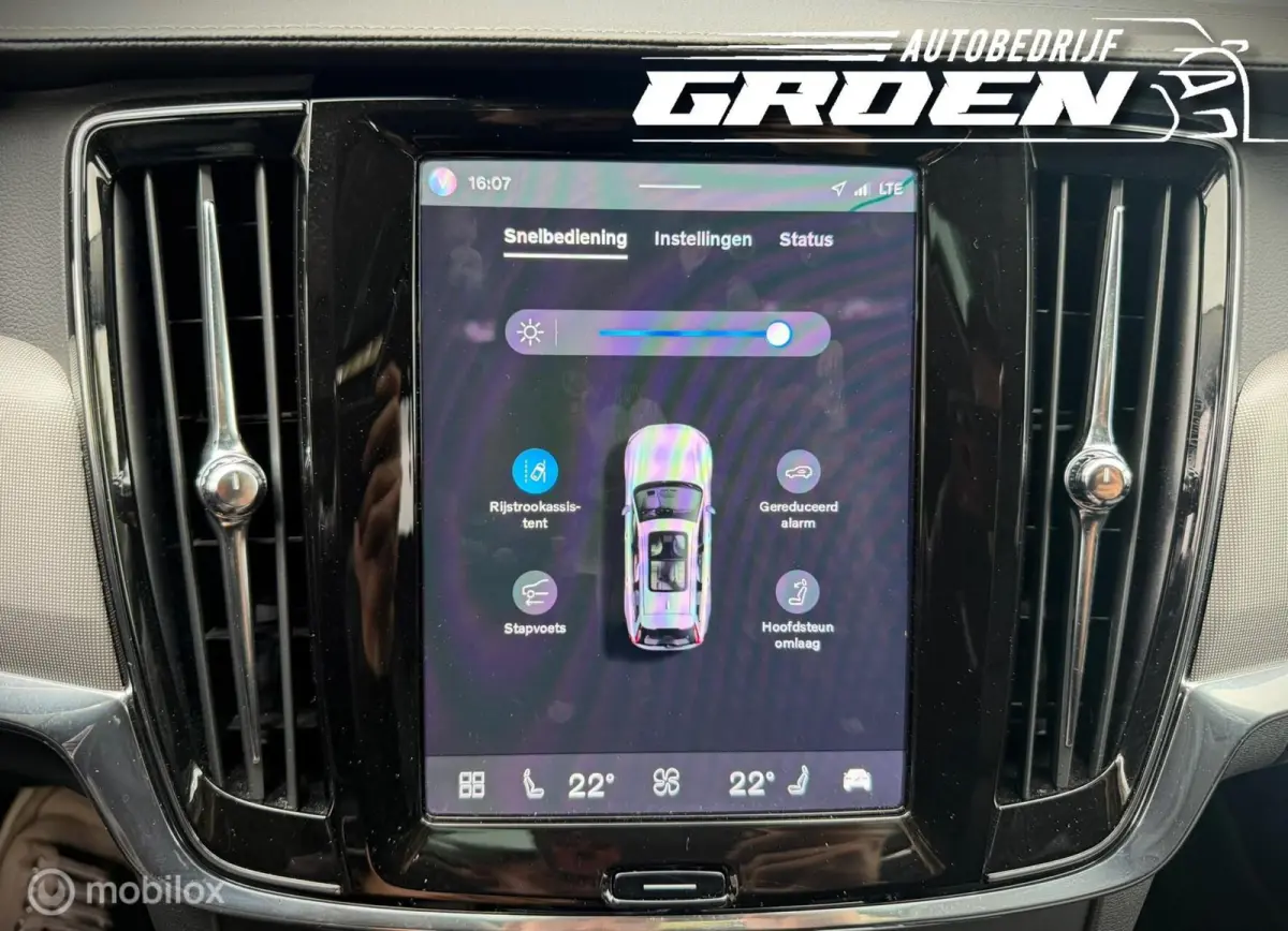 2.0 T8 Plug-in hybrid AWD Ultimate Dark PANO|ACC|