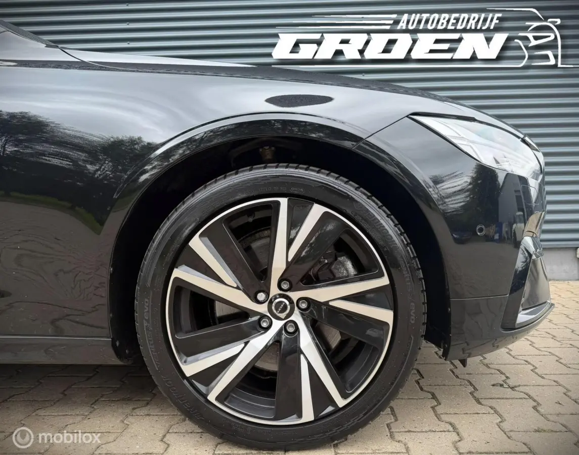 2.0 T8 Plug-in hybrid AWD Ultimate Dark PANO|ACC|