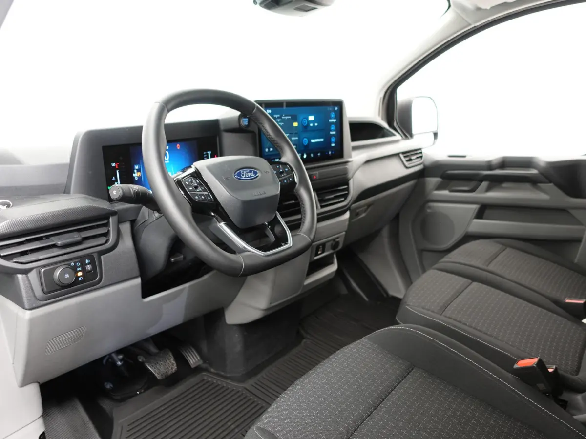 300 2.0 TDCI L2H1 Trend Automaat Airco Navigatie Cruise Control Trekhaak
