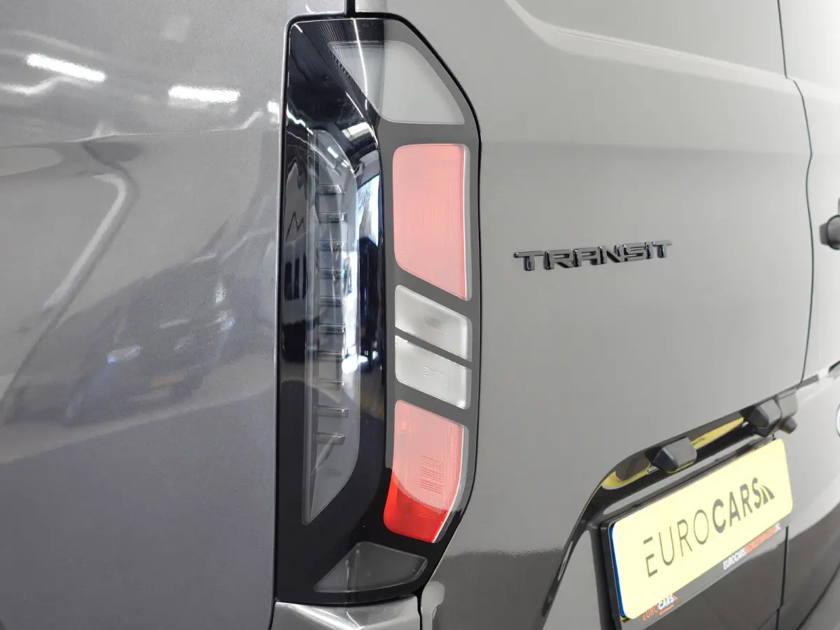 300 2.0 TDCI L2H1 Trend Automaat Airco Navigatie Cruise Control Trekhaak