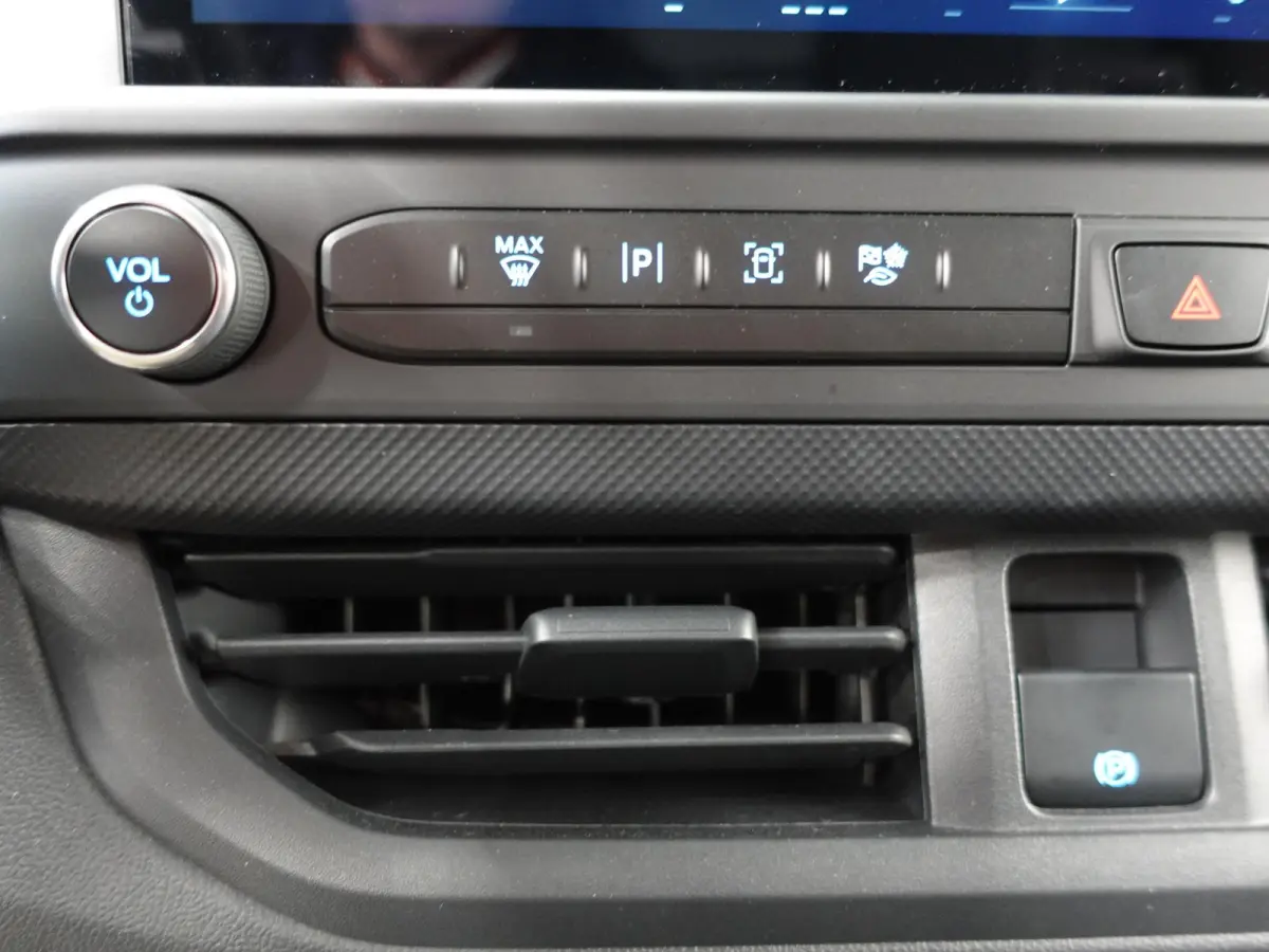 300 2.0 TDCI L2H1 Trend Automaat Airco Navigatie Cruise Control Trekhaak