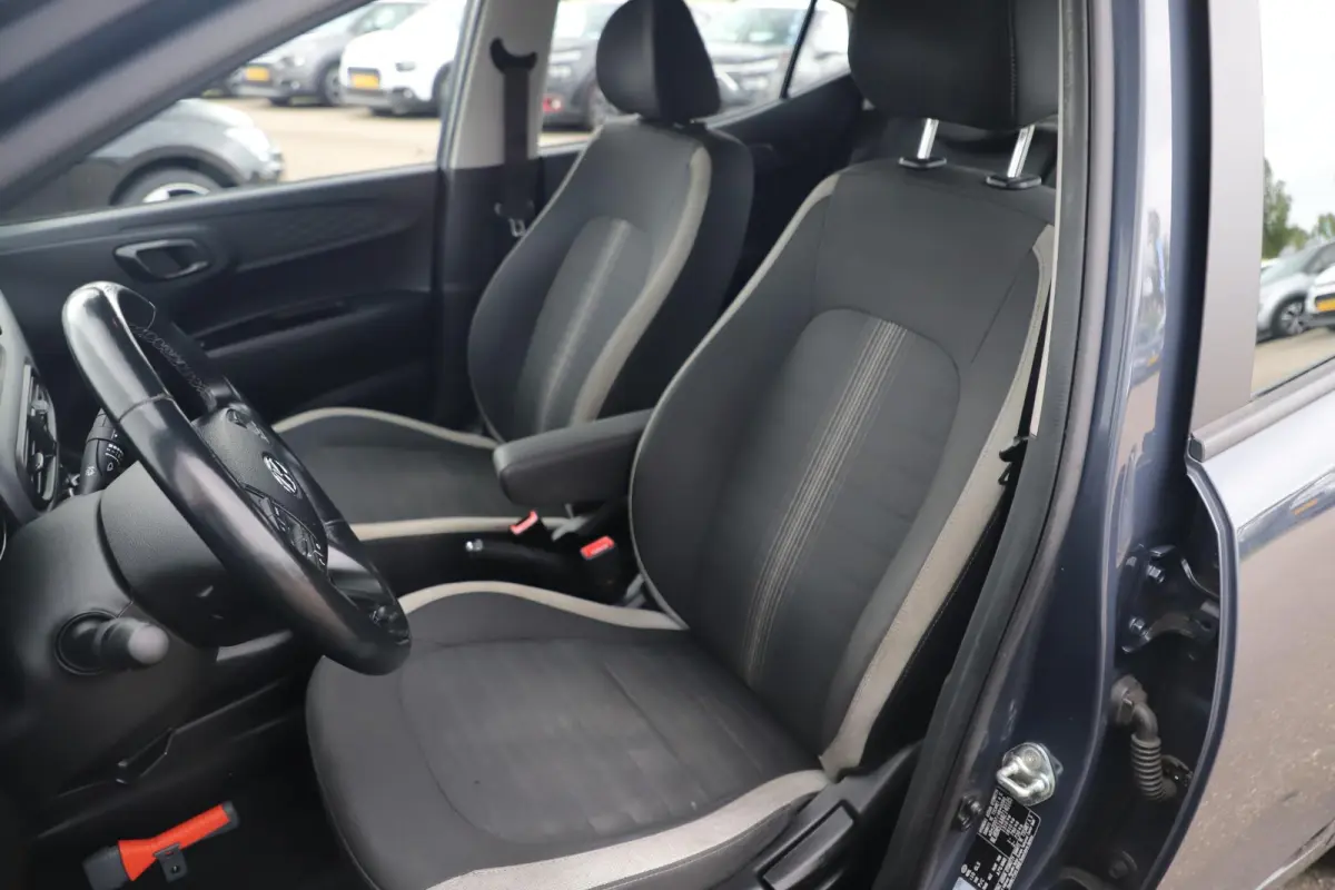 1.0 Comfort Draadloos Carplay Android Navigatie Airco Cruise Control Rijstrooksensor