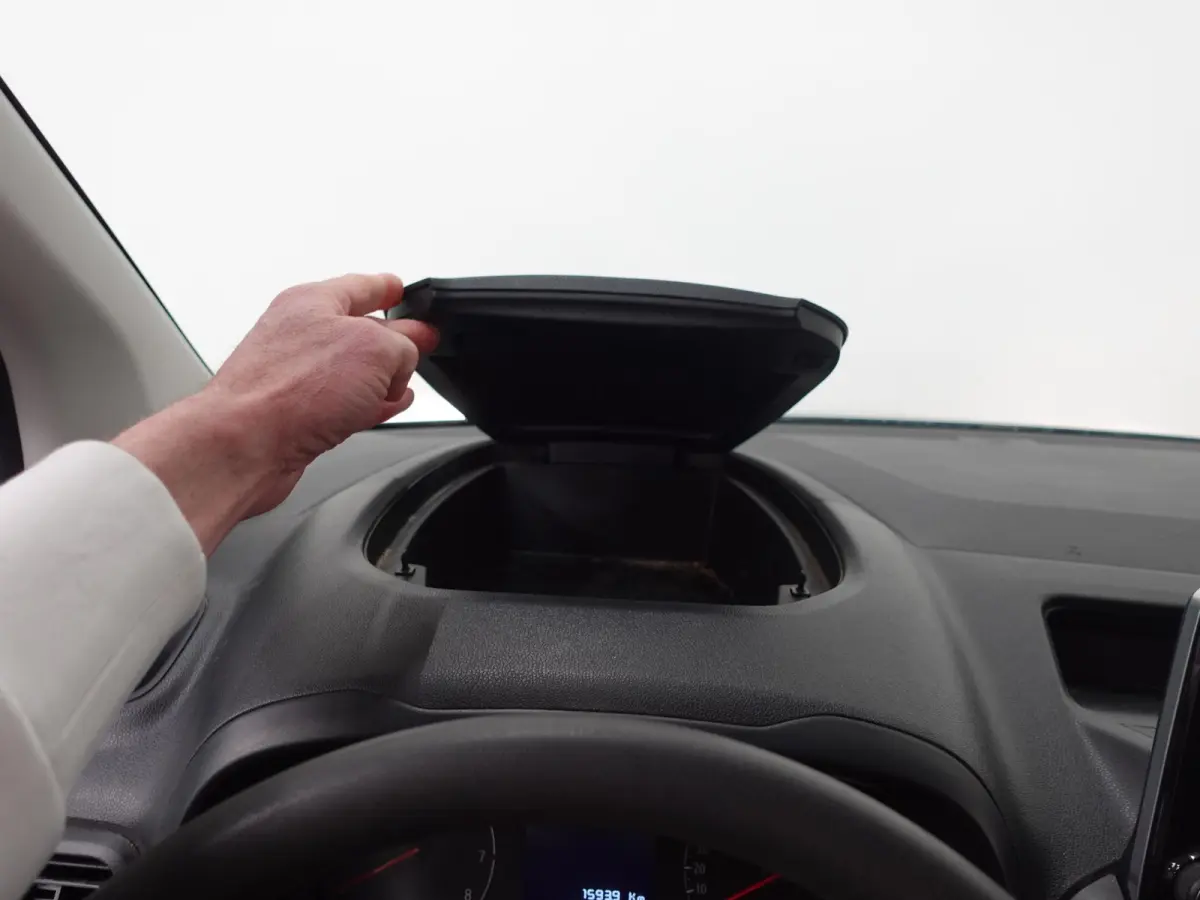 1.5D L1H1 Edition 3-zits Airco Navigatie  Trekhaak parkeersensoren