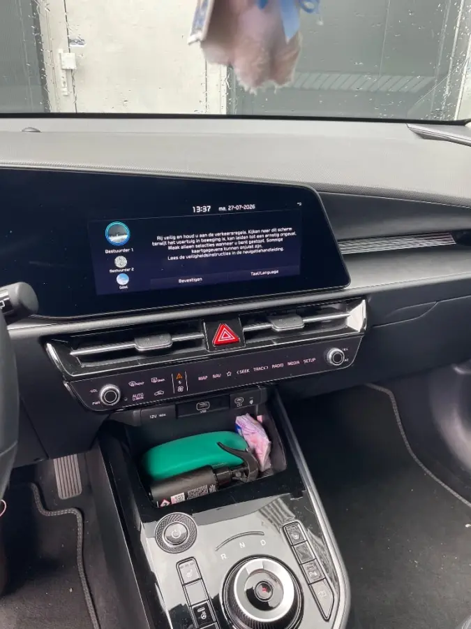 Edition Advanced 64.8 kWh Lederen Stoelen | Elek. Stoelen | Stuur & Stoelverwarming | Camera | Climate | Carplay | LED | Parkeersensoren | Achteruitrijcamera | Airco (automatisch) | Apple Ca