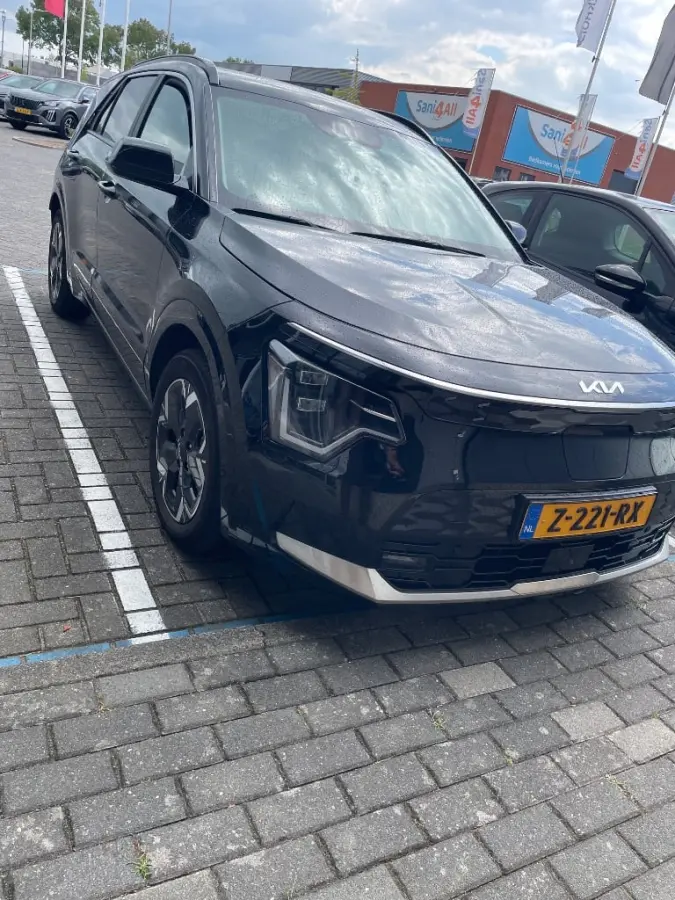 Edition Advanced 64.8 kWh Lederen Stoelen | Elek. Stoelen | Stuur & Stoelverwarming | Camera | Climate | Carplay | LED | Parkeersensoren | Achteruitrijcamera | Airco (automatisch) | Apple Ca