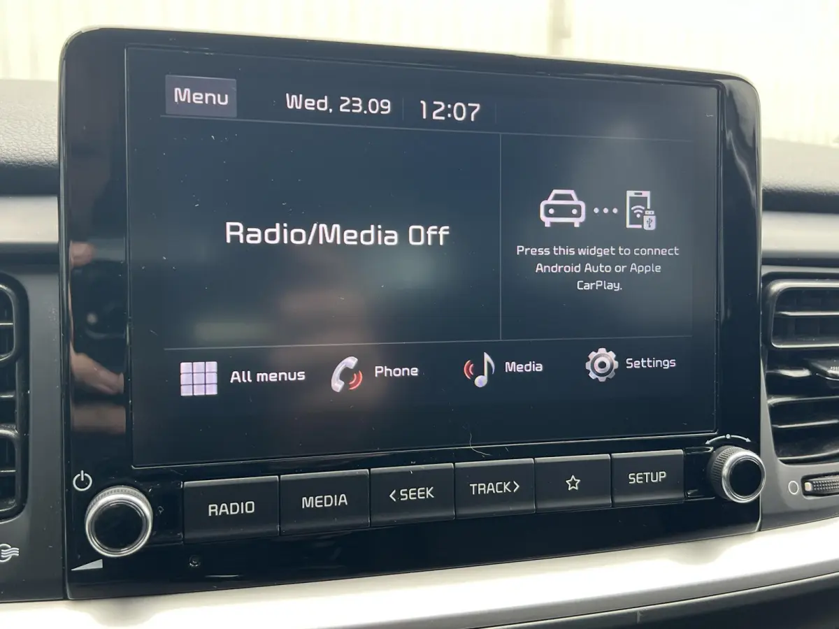 1.0 T-GDi MHEV DynamicLine Apple carplay / pdc / camera