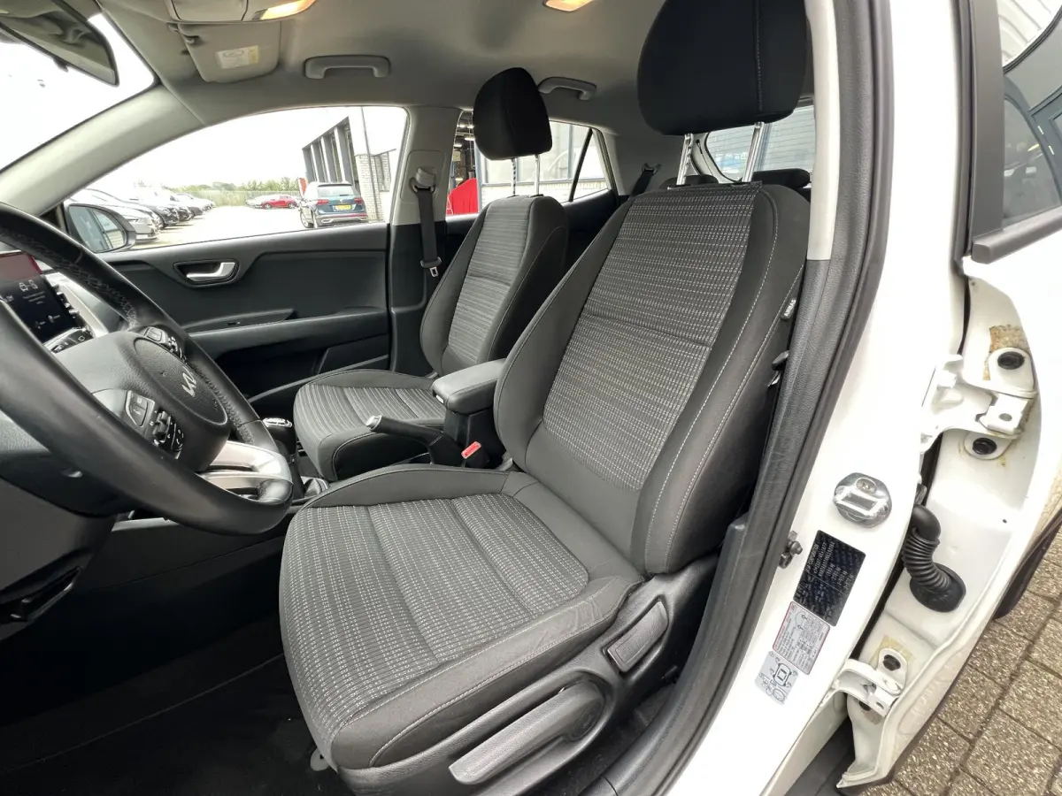 1.0 T-GDi MHEV DynamicLine Apple carplay / pdc / camera