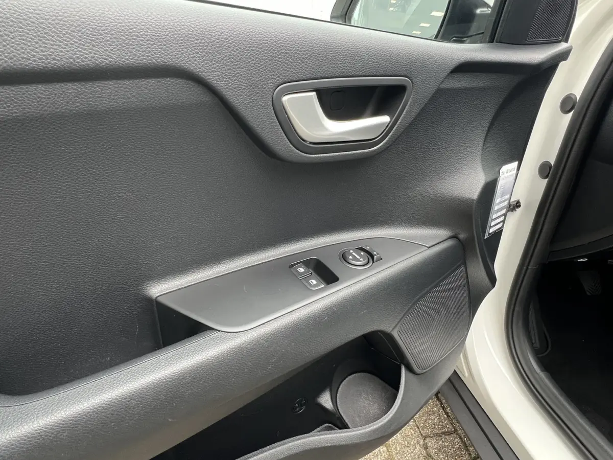 1.0 T-GDi MHEV DynamicLine Apple carplay / pdc / camera