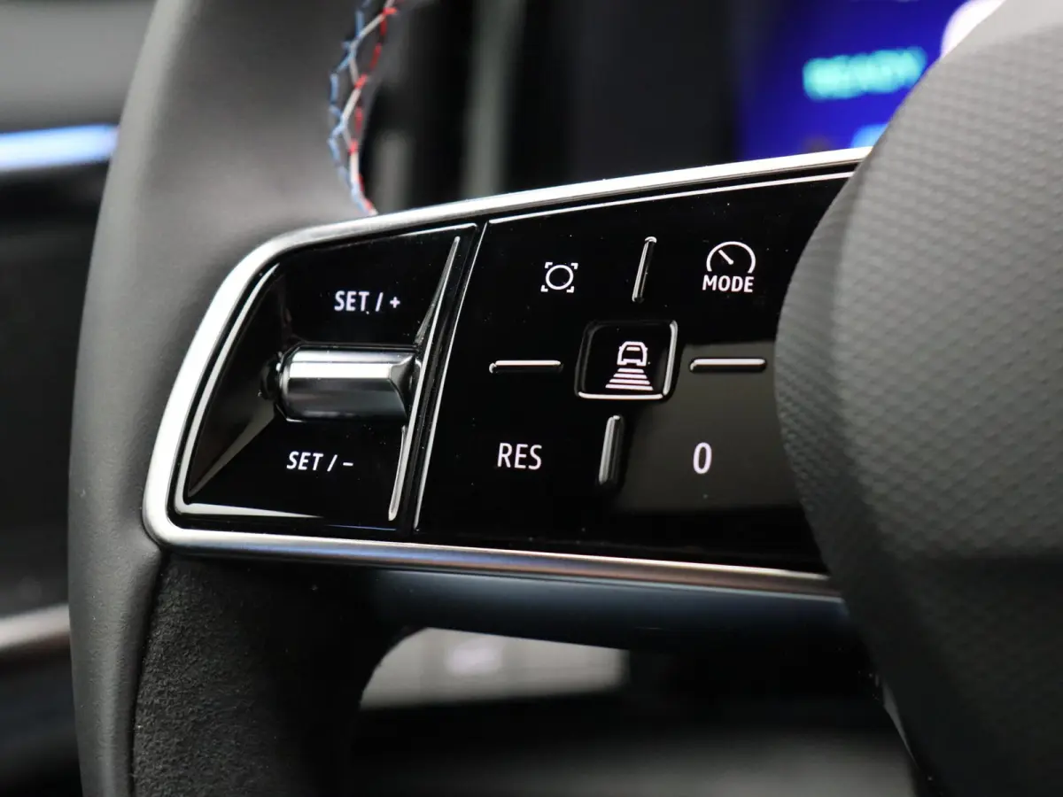 E-Tech full hybrid 200pk esprit Alpine 7p. | Vijf jaar garantie | Full option! | Panoramisch dak | Harman Kardon | HUD |