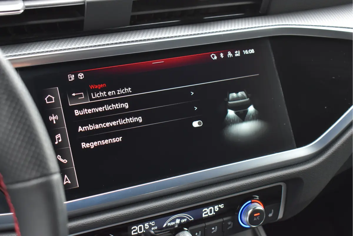 45 TFSI e S-Line 245 Pk SOH 94% Rood Stiksel Leder Matrix Navi Keyless Sonos Camera ACC 20 Inch