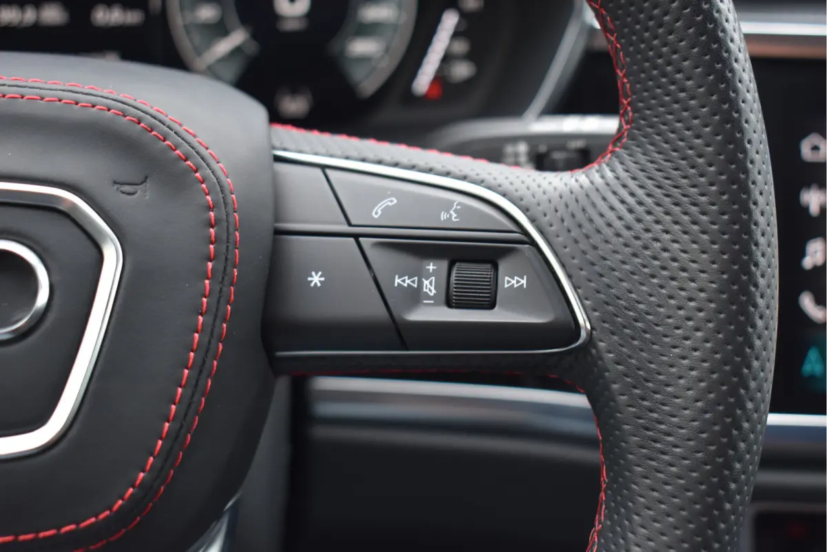 45 TFSI e S-Line 245 Pk SOH 94% Rood Stiksel Leder Matrix Navi Keyless Sonos Camera ACC 20 Inch