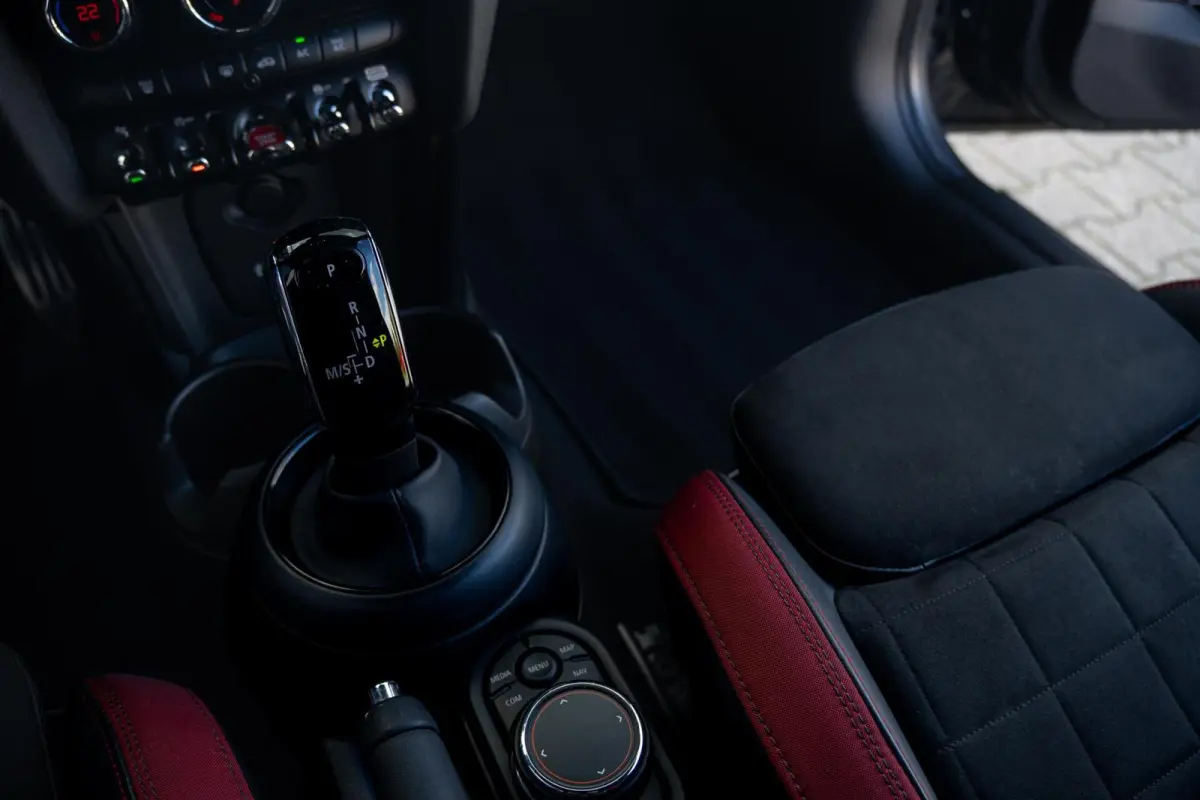Mini S 2.0 192 PK Automaat|2e Eig.|Org NL NAP|JCW John Cooper Works|LED|Harman & kardon|CarPlay|Dealer Onderhouden|