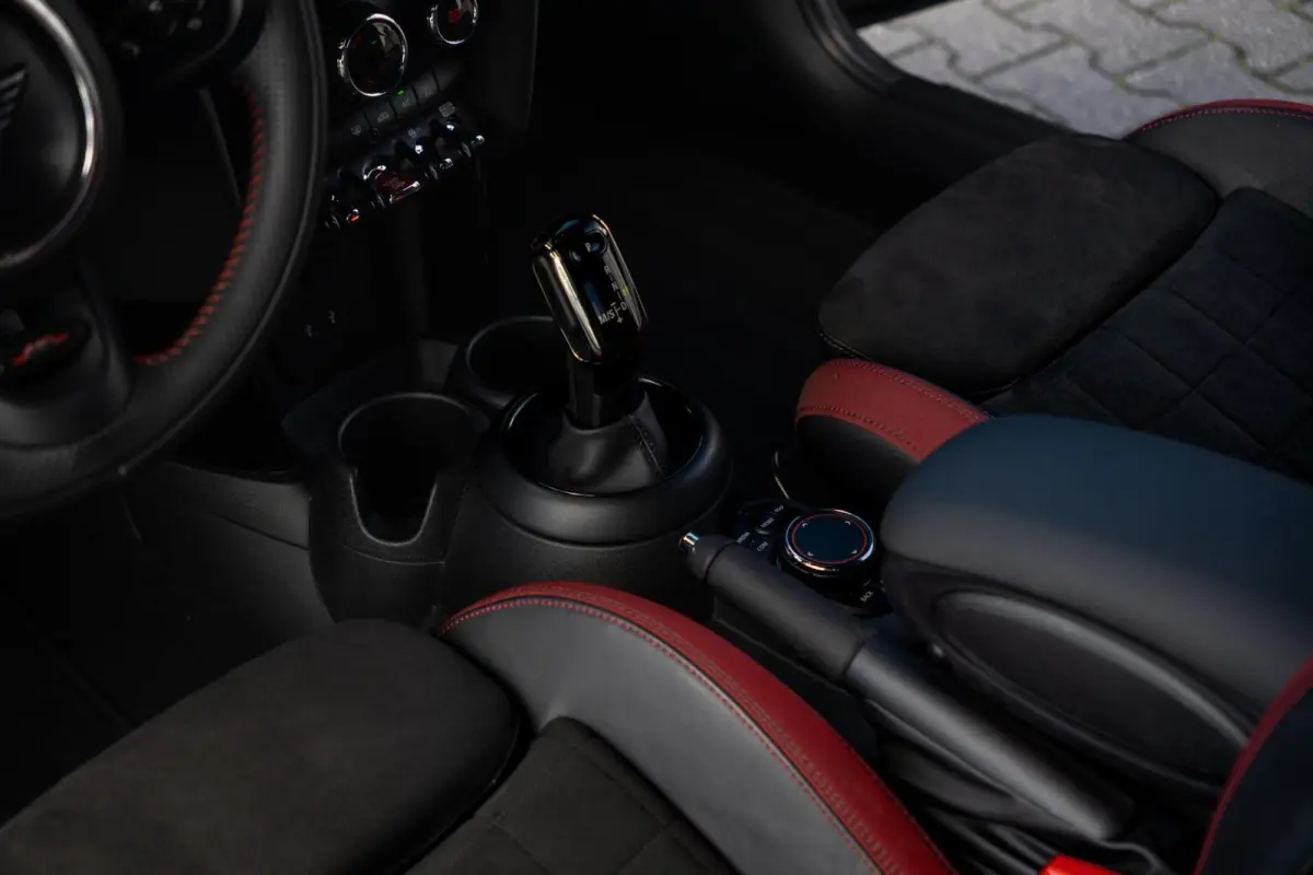 Mini S 2.0 192 PK Automaat|2e Eig.|Org NL NAP|JCW John Cooper Works|LED|Harman & kardon|CarPlay|Dealer Onderhouden|