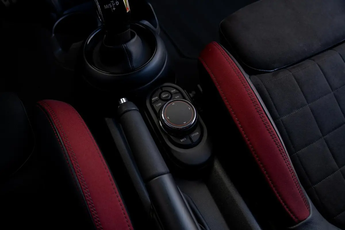 Mini S 2.0 192 PK Automaat|2e Eig.|Org NL NAP|JCW John Cooper Works|LED|Harman & kardon|CarPlay|Dealer Onderhouden|