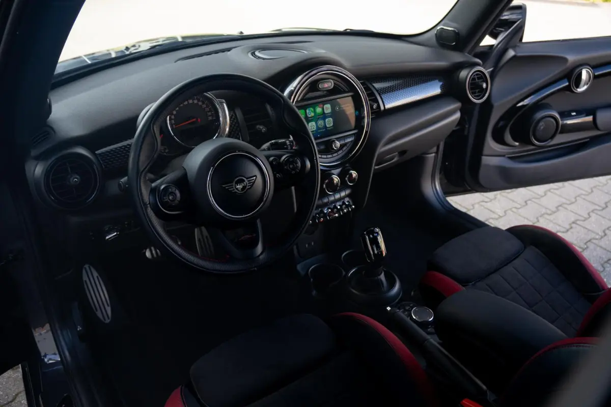Mini S 2.0 192 PK Automaat|2e Eig.|Org NL NAP|JCW John Cooper Works|LED|Harman & kardon|CarPlay|Dealer Onderhouden|