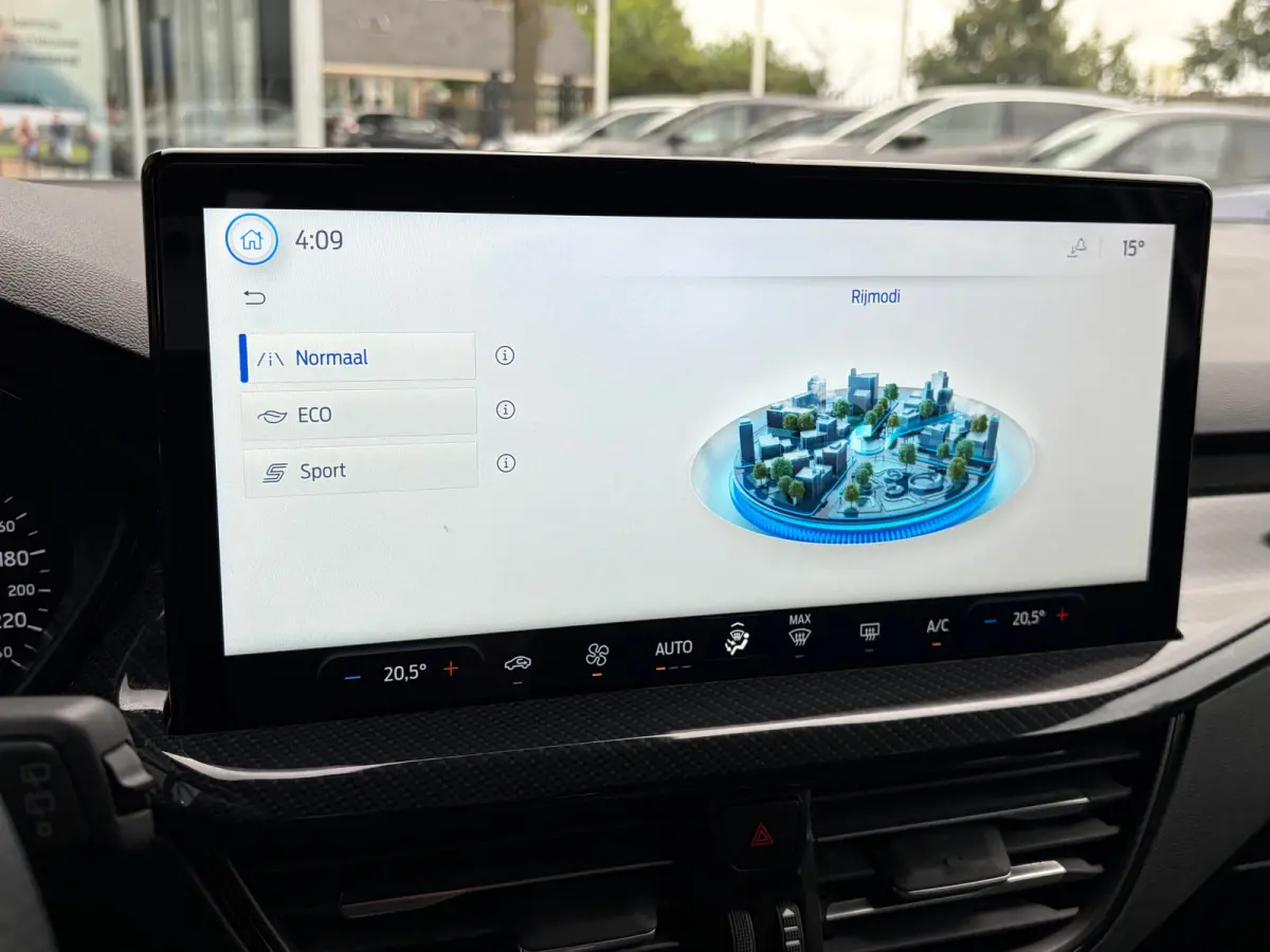 1.0 Hybrid 125 PK ST Line | NAVIGATIE + APPLE CARPLAY/ANDROID AUTO| PARKEERSENSOREN V+A| FULL LED| KEYLESS START| SPORTSTOELEN| 17" LM-VELGEN| LENDESTEUNEN VERSTELBAAR| DAB| DEALER ONDERHOUD