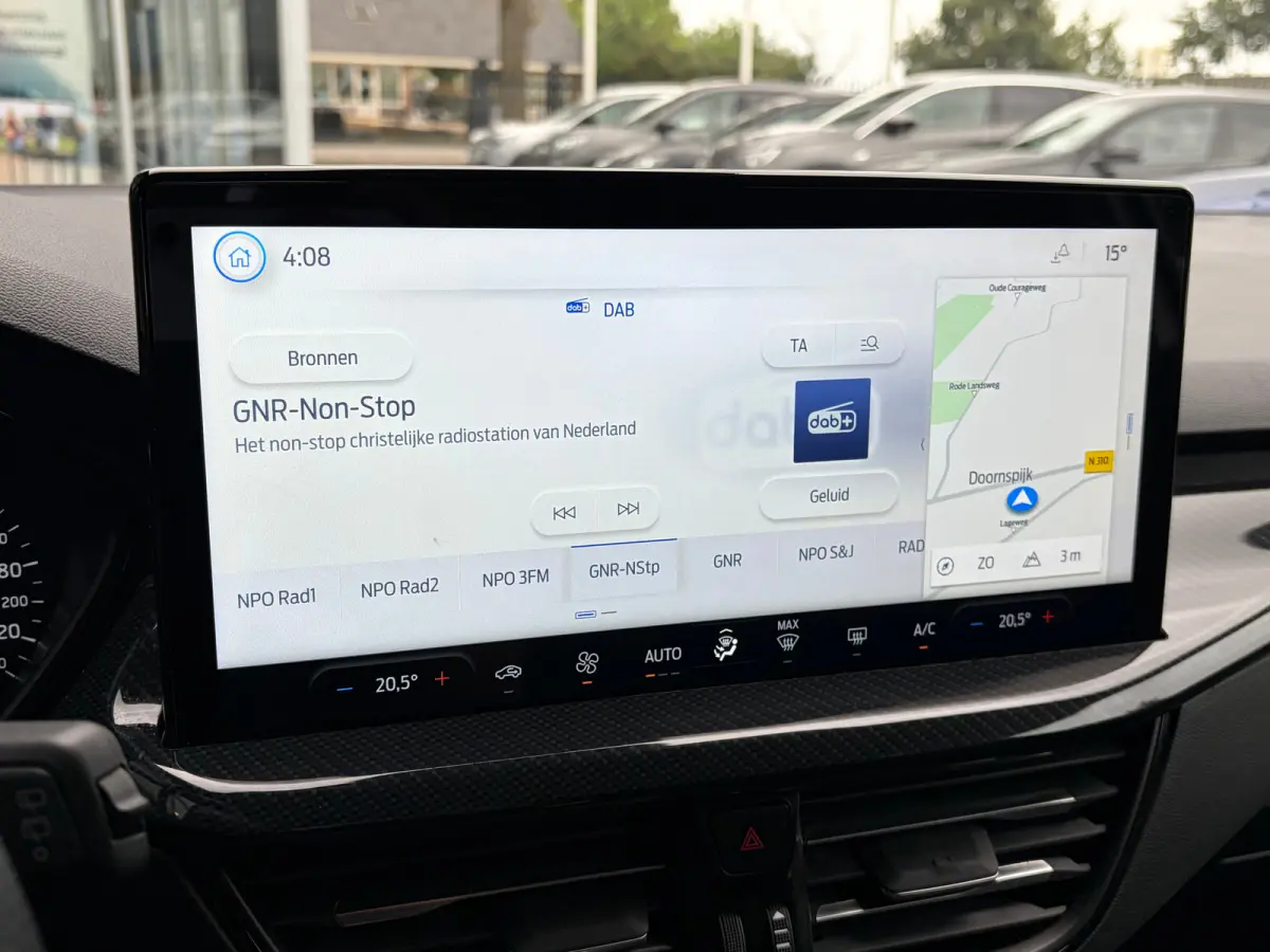 1.0 Hybrid 125 PK ST Line | NAVIGATIE + APPLE CARPLAY/ANDROID AUTO| PARKEERSENSOREN V+A| FULL LED| KEYLESS START| SPORTSTOELEN| 17" LM-VELGEN| LENDESTEUNEN VERSTELBAAR| DAB| DEALER ONDERHOUD