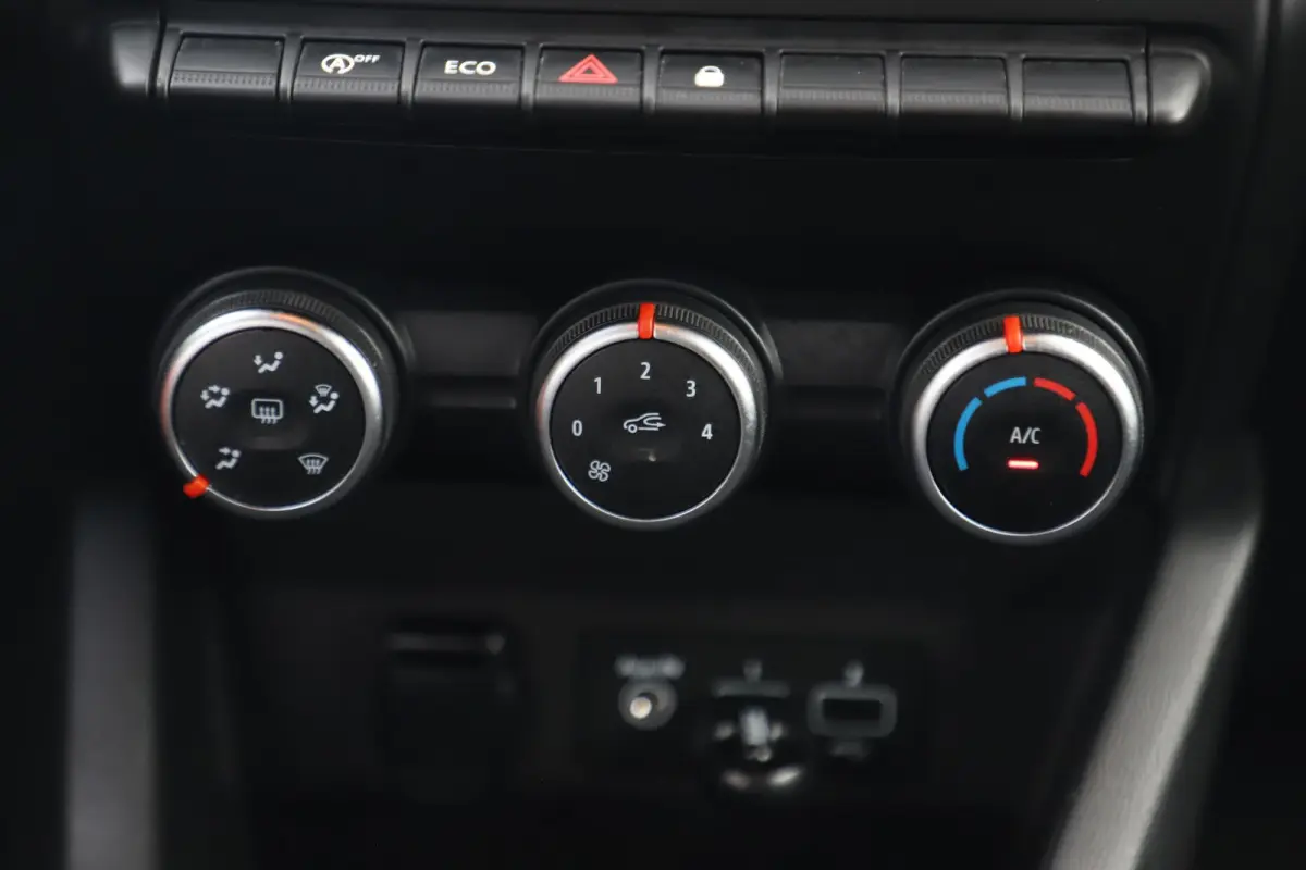 1.0 TCe Zen Navigatie Airco Cruise Carplay Android Navigatie Rijstrooksensor