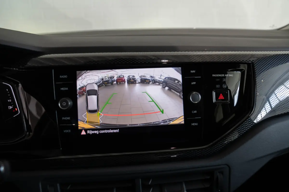 1.0 TSI Life Business | Camera | Navigatie | Stoelverwarming | Parkeersensoren | Climate Controle | Apple Carplay & Android Auto |
