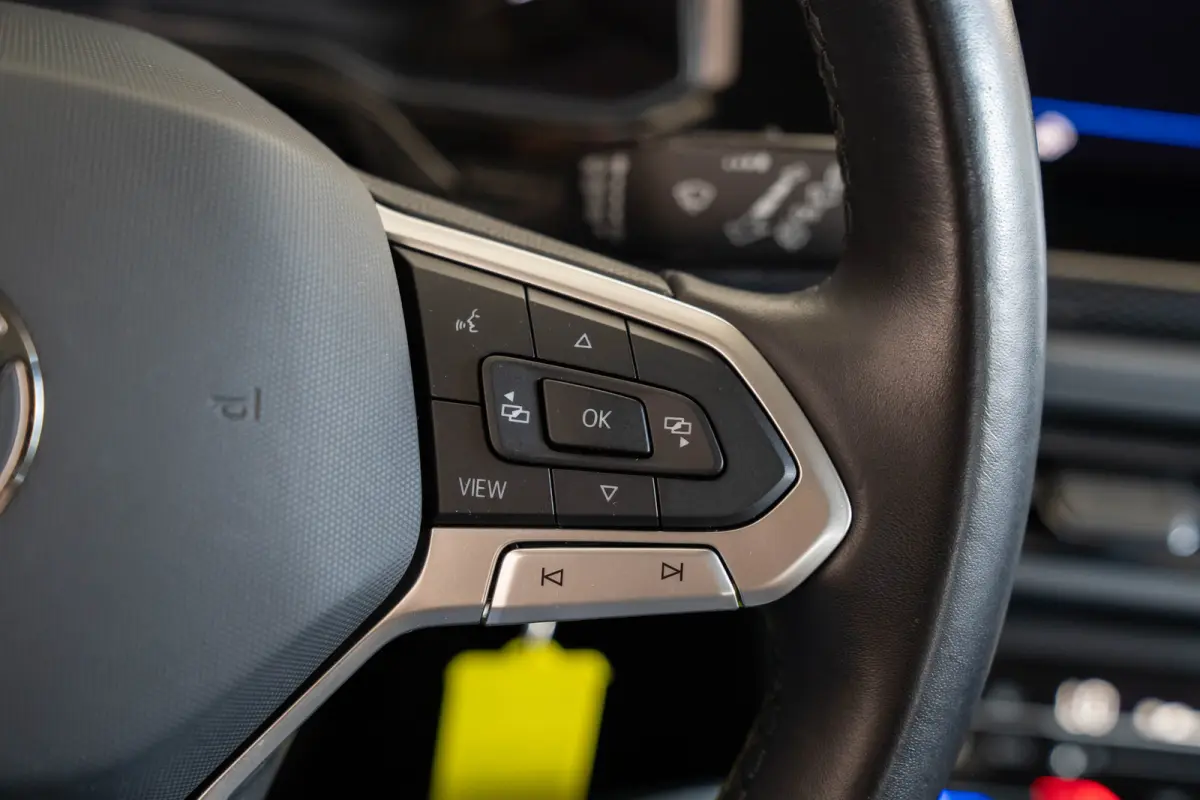 1.0 TSI Life Business | Camera | Navigatie | Stoelverwarming | Parkeersensoren | Climate Controle | Apple Carplay & Android Auto |