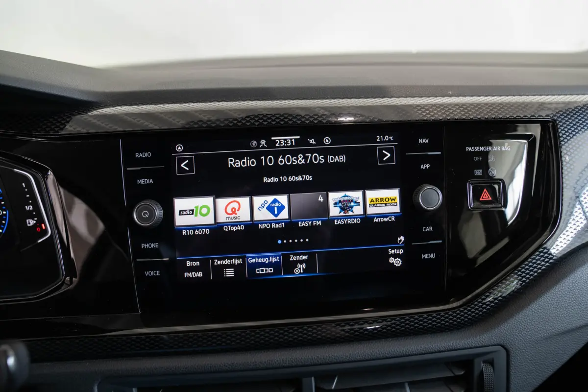 1.0 TSI Life Business | Camera | Navigatie | Stoelverwarming | Parkeersensoren | Climate Controle | Apple Carplay & Android Auto |