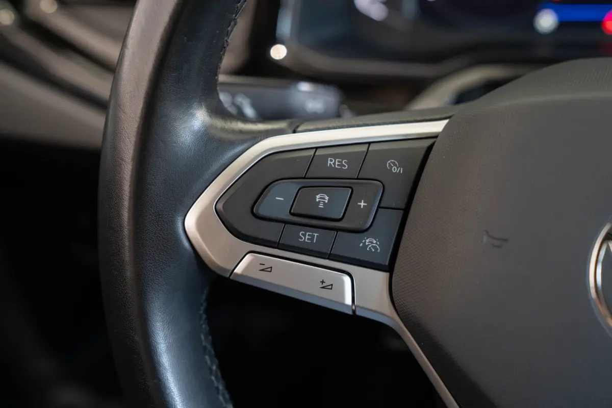 1.0 TSI Life Business | Camera | Navigatie | Stoelverwarming | Parkeersensoren | Climate Controle | Apple Carplay & Android Auto |