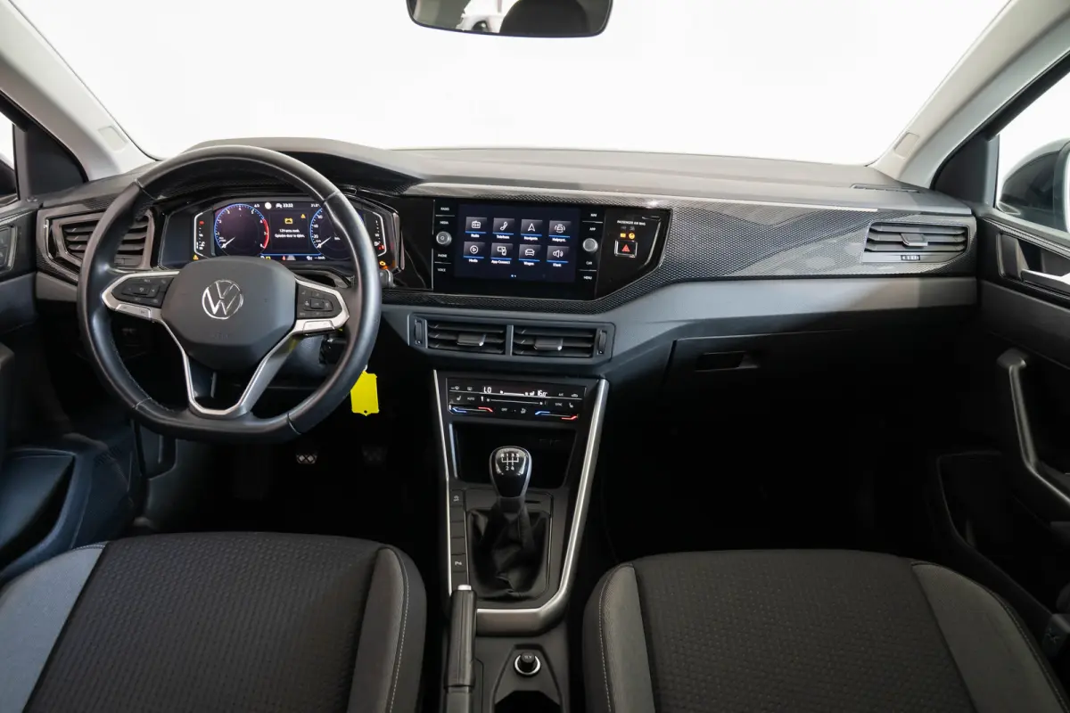 1.0 TSI Life Business | Camera | Navigatie | Stoelverwarming | Parkeersensoren | Climate Controle | Apple Carplay & Android Auto |