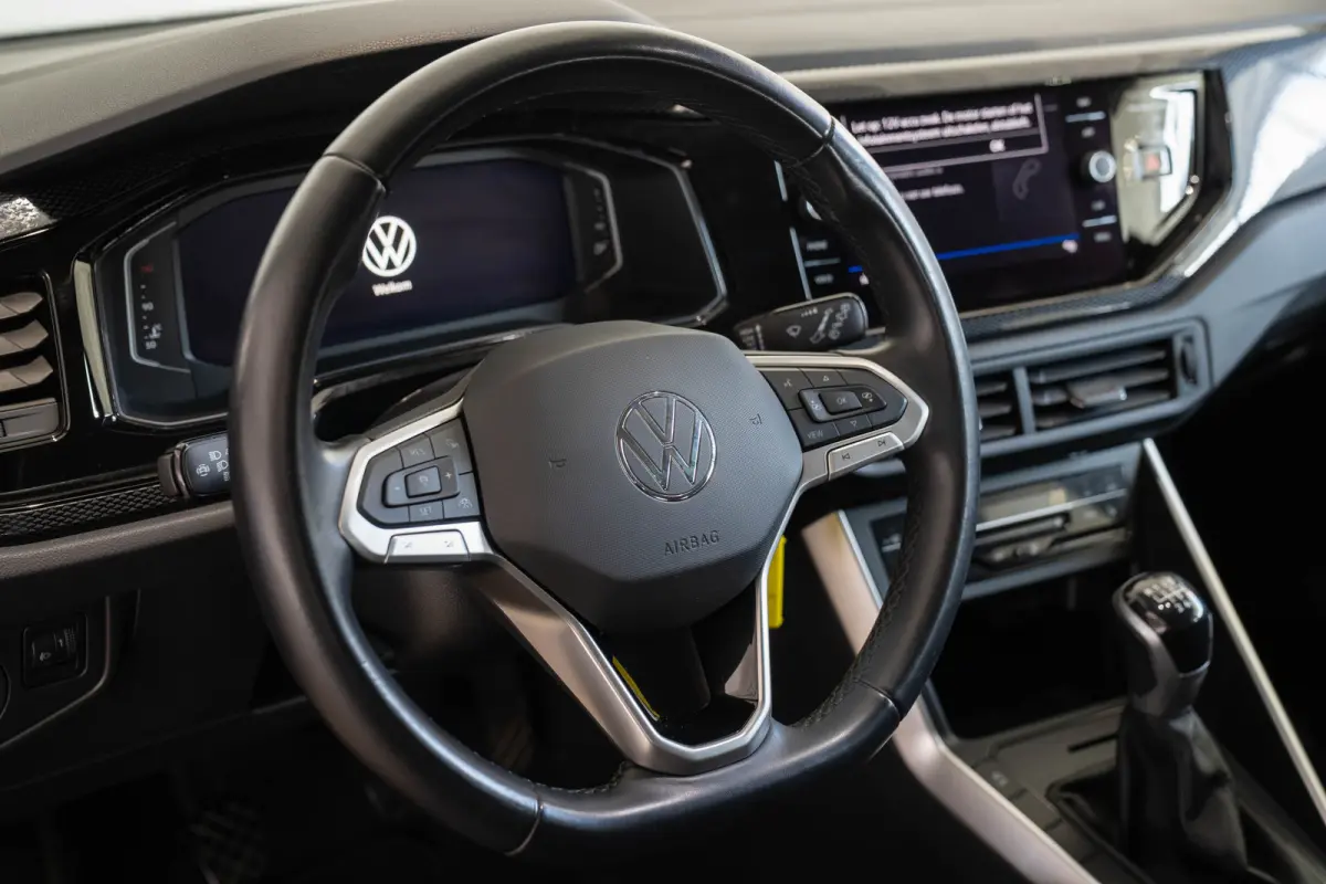 1.0 TSI Life Business | Camera | Navigatie | Stoelverwarming | Parkeersensoren | Climate Controle | Apple Carplay & Android Auto |