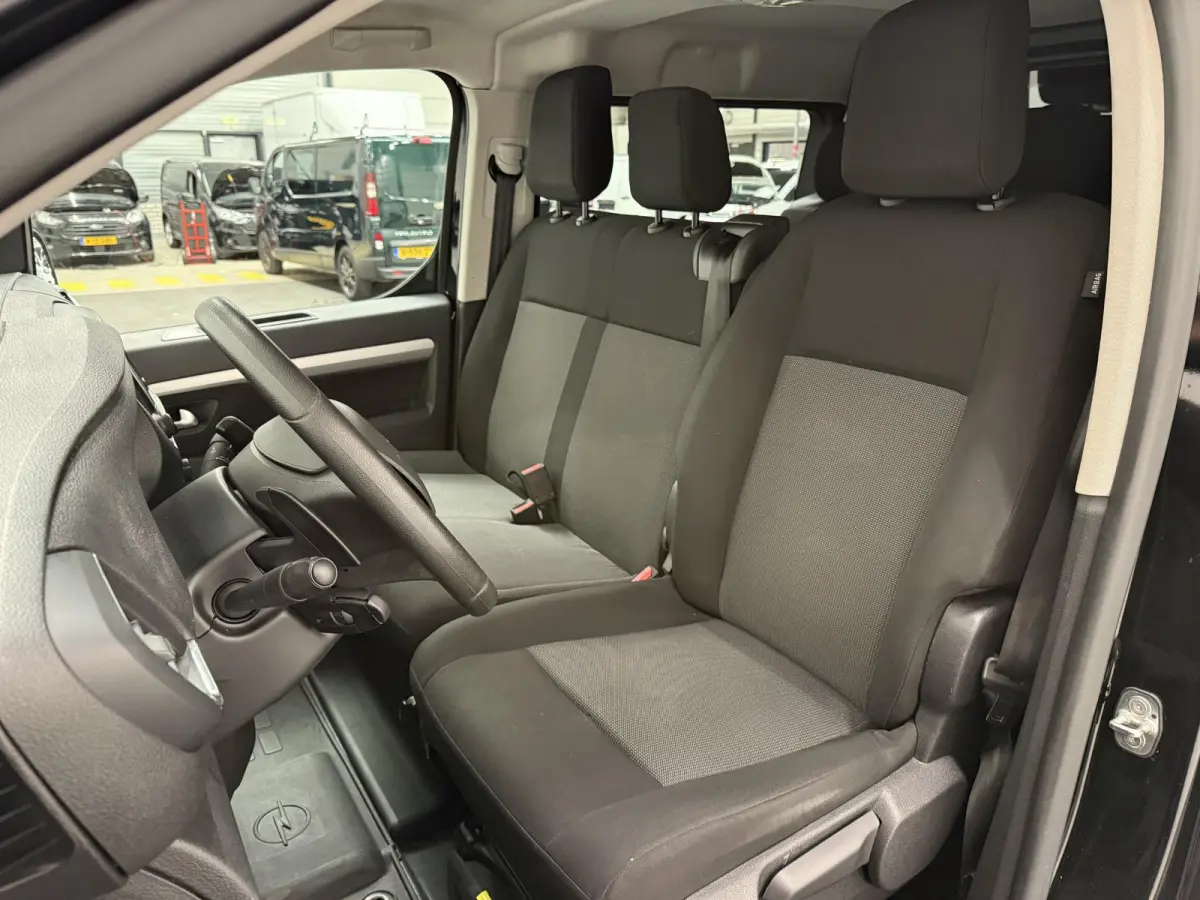 2.0 CDTI L3H1 Edition Automaat Airco Navigatie Trekhaak 2x schuifdeur