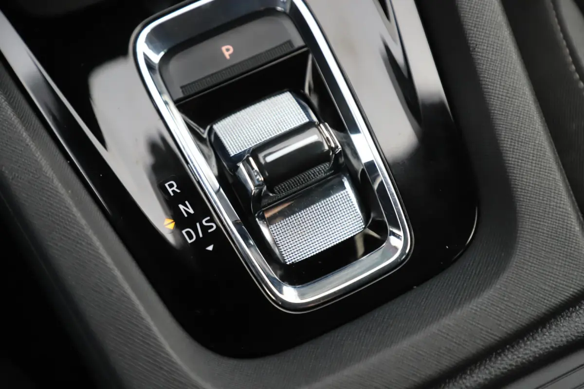1.0 e-TSI Business Edition Automaat Virtual Cockpit LMV Navigatie Stoelverwarming Parkeersensor
