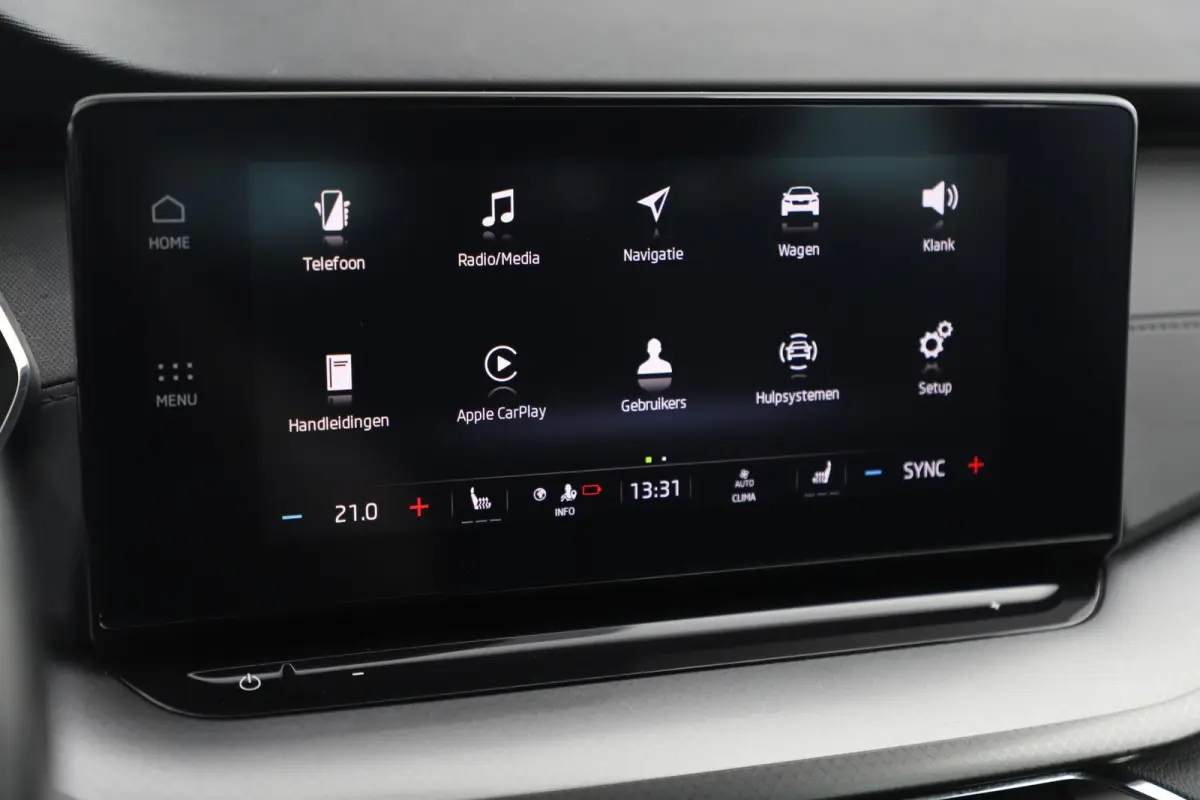 1.0 e-TSI Business Edition Automaat Virtual Cockpit LMV Navigatie Stoelverwarming Parkeersensor