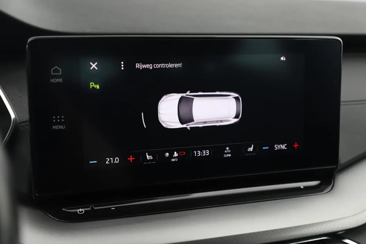 1.0 e-TSI Business Edition Automaat Virtual Cockpit LMV Navigatie Stoelverwarming Parkeersensor