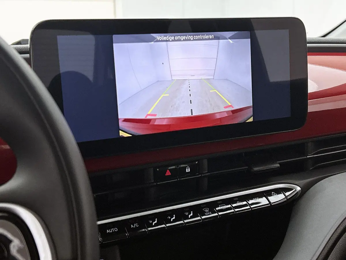 95pk RED 24 kWh Automaat ACCU 94% | 1ste Eigenaar | Navigatie | Climate Control | Cruise Control | Camera | 16"LMV | LED | Keyless Entry/Start | Apple Carplay/Android Auto |