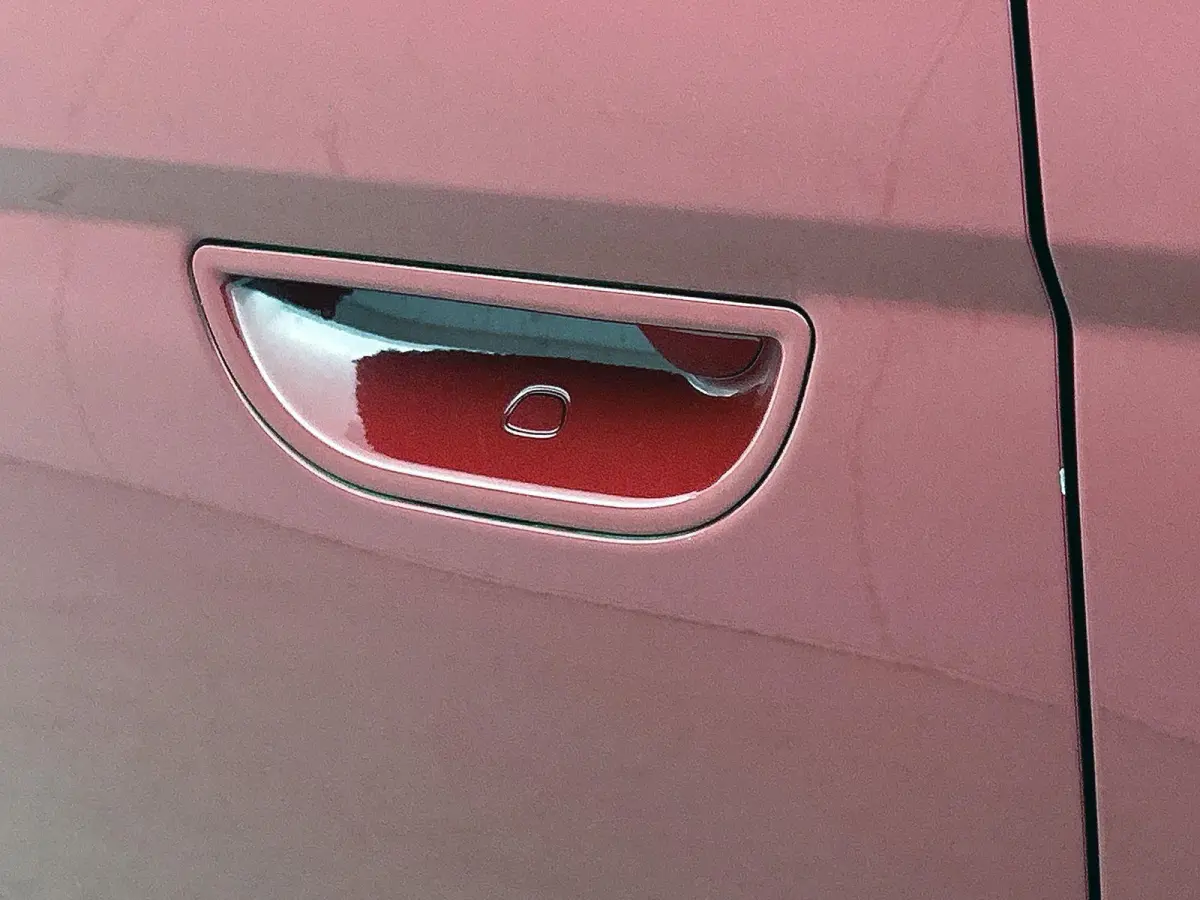 95pk RED 24 kWh Automaat | 1ste Eigenaar | Navigatie | Climate Control | Cruise Control | Camera | 16"LMV | LED | Keyless Entry/Start | Apple Carplay/Android Auto |